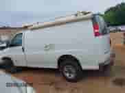 2004 Chevrolet Express Cargo с VIN 1GCHG35U041240256, выставлен на аукционе IAAI как лот 42217509 с пробегом 262 202 миль миль и . История ставок и продаж доступна на DreamBid. Изображение 14.