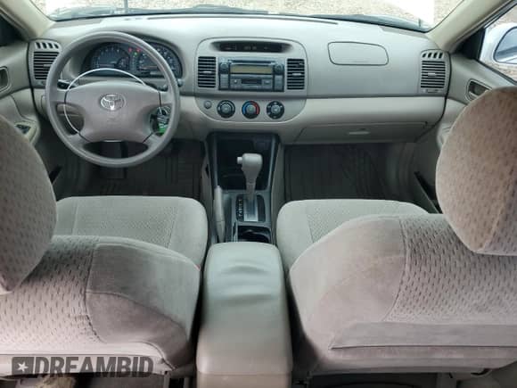 2002 Toyota Camry XLE с VIN 4T1BE32K22U106533, выставлен на аукционе Copart как лот 64502205 с пробегом 155 725 миль миль и Списание • Salvage title. История ставок и продаж доступна на DreamBid. Изображение 8.