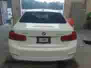 2018 BMW 3 Series 320i z VIN WBA8E1G58JNU92628, wystawiony jako IAAI lot #42905270 z przebiegiem Nie podano mil oraz . Historia ofert i sprzedaży dostępna na DreamBid. Obrazek 16.