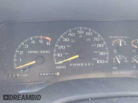 1996 Chevrolet Tahoe с VIN 3GNEK18R4TG131125, выставлен на аукционе IAAI как лот 43355768 с пробегом 299 125 миль миль и . История ставок и продаж доступна на DreamBid. Изображение 7.