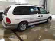 1996 Dodge Caravan SE с VIN 2B4GP44R9TR521252, выставлен на аукционе Copart как лот 63252675 с пробегом 261 029 миль миль и Чистый • Clean title. История ставок и продаж доступна на DreamBid. Изображение 3.