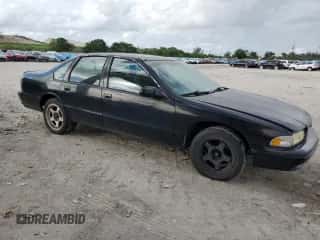 1996 Chevrolet Caprice 1SA Special Value z VIN 1G1BL52PXTR150729, wystawiony jako Copart lot #79343504 z przebiegiem 188 919 mil mil oraz Czysty tytuł • Clean title. Historia ofert i sprzedaży dostępna na DreamBid. Obrazek 4.