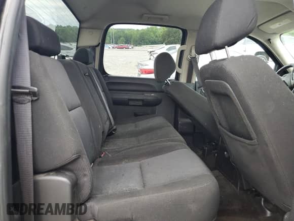 2010 Chevrolet Silverado 1500 LT with VIN 3GCRCSEA5AG156057, listed as a Copart auction lot 67924295 with 308,017 mi miles and Salvage title. Bid and sale history available at DreamBid. Image 10.
