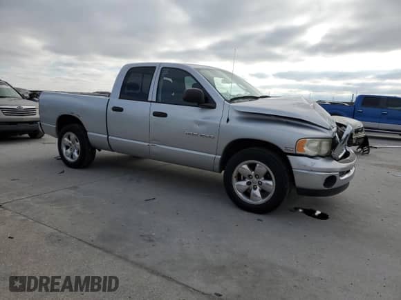 2005 Dodge 1500 ST z VIN 1D7HA18N35J578428, wystawiony jako Copart lot #87618215 z przebiegiem 54 688 mil mil oraz Szkoda całkowita • Salvage title. Historia ofert i sprzedaży dostępna na DreamBid. Obrazek 4.