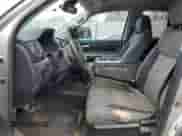 2019 Toyota Tundra SR с VIN 5TFUM5F18KX079687, выставлен на аукционе Copart как лот 46893985 с пробегом 111 149 миль миль и Списание • Salvage title. История ставок и продаж доступна на DreamBid. Изображение 7.