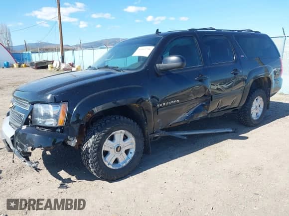2013 Chevrolet Suburban LT с VIN 1GNSKJE78DR336924, выставлен на аукционе IAAI как лот 42063290 с пробегом 134 266 миль миль и . История ставок и продаж доступна на DreamBid. Изображение 2.
