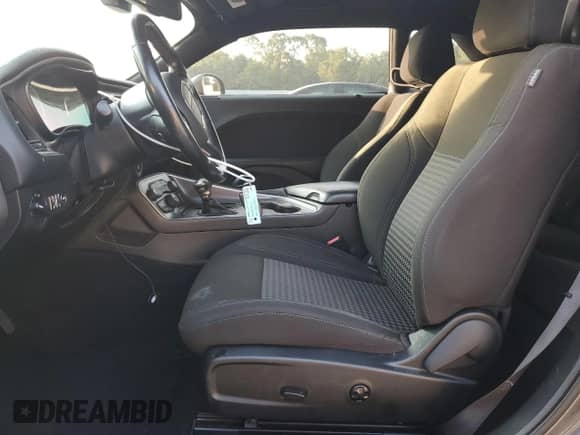 2020 Dodge Challenger SXT with VIN 2C3CDZGG7LH110752, listed as a Copart auction lot 65375025 with 53,400 mi miles and Salvage title. Bid and sale history available at DreamBid. Image 7.