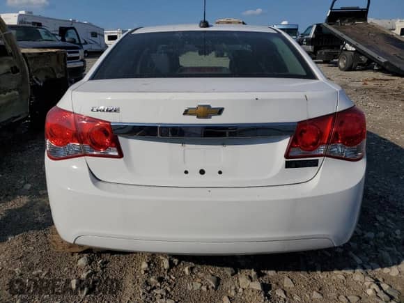 2015 Chevrolet Cruze LS с VIN 1G1PA5SH5F7171587, выставлен на аукционе Copart как лот 69455725 с пробегом Не указан миль и Списание • Salvage title. История ставок и продаж доступна на DreamBid. Изображение 6.