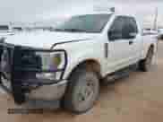 2019 Ford F-250 XL z VIN 1FT7X2B62KEC81439, wystawiony jako IAAI lot #43143386 z przebiegiem 148 419 mil mil oraz . Historia ofert i sprzedaży dostępna na DreamBid. Obrazek 2.