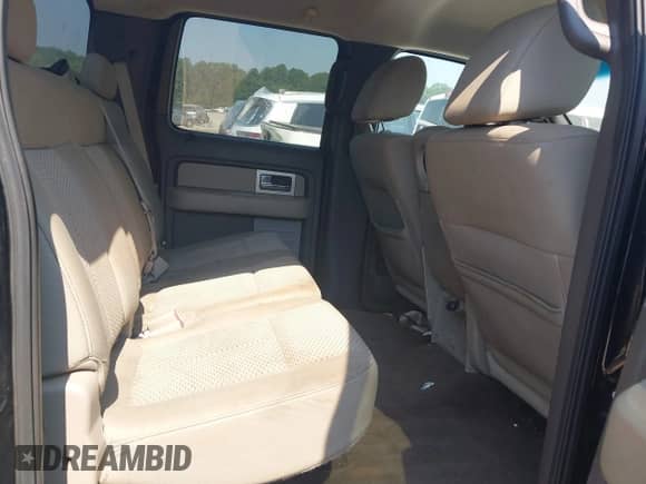 2009 Ford F-150 XL with VIN 1FTRW12809FA72857, listed as a IAAI auction lot 42571300 with 194,316 mi miles and . Bid and sale history available at DreamBid. Image 8.