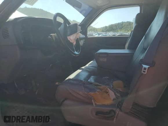 2002 Dodge 2500 with VIN 3B7KF23Z62M242224, listed as a Copart auction lot 71925915 with 219,590 mi miles and Salvage title. Bid and sale history available at DreamBid. Image 7.