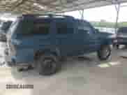 2005 Chevrolet Tahoe LT z VIN 1GNEC13TX5R150572, wystawiony jako Copart lot #68542125 z przebiegiem 214 919 mil mil oraz Szkoda całkowita • Salvage title. Historia ofert i sprzedaży dostępna na DreamBid. Obrazek 3.