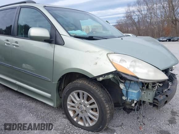 2010 Toyota Sienna XLE с VIN 5TDYK4CCXAS301416, выставлен на аукционе IAAI как лот 41158673 с пробегом 96 141 миль миль и . История ставок и продаж доступна на DreamBid. Изображение 20.