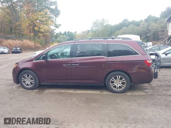 2011 Honda Odyssey EX с VIN 5FNRL5H47BB003758, выставлен на аукционе IAAI как лот 43427157 с пробегом 207 113 миль миль и . История ставок и продаж доступна на DreamBid. Изображение 14.