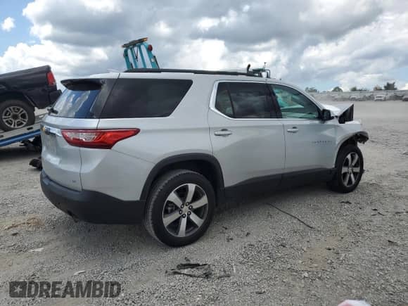 2020 Chevrolet Traverse LT with VIN 1GNERHKW9LJ185408, listed as a Copart auction lot 68720255 with 127,010 mi miles and Salvage title. Bid and sale history available at DreamBid. Image 3.