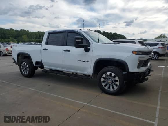 2024 Chevrolet Silverado 2500HD Custom с VIN 2GC4YME75R1132258, выставлен на аукционе Copart как лот 69998305 с пробегом 87 232 миль миль и Списание • Salvage title. История ставок и продаж доступна на DreamBid. Изображение 4.