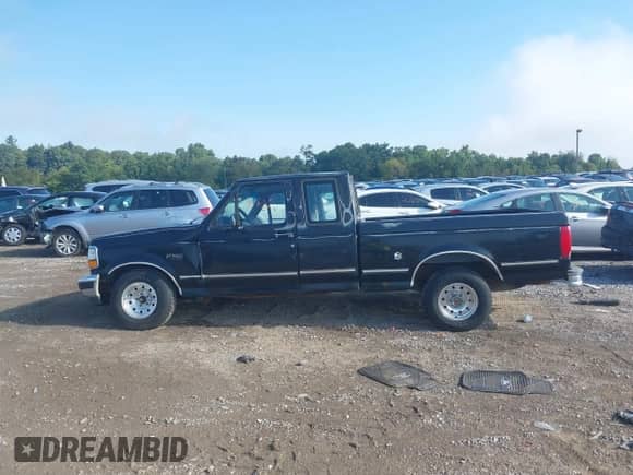 1994 Ford F-150 с VIN 1FTEX15H4RKB36879, выставлен на аукционе IAAI как лот 43158120 с пробегом 190 556 миль миль и . История ставок и продаж доступна на DreamBid. Изображение 14.