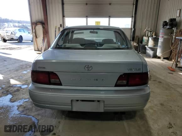 1995 Toyota Camry XLE с VIN 4T1GK13E5SU104108, выставлен на аукционе Copart как лот 88688585 с пробегом 122 003 миль миль и Списание • Salvage title. История ставок и продаж доступна на DreamBid. Изображение 6.