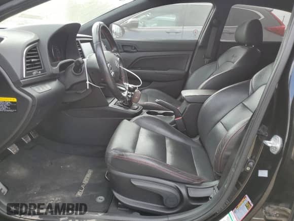 2018 Hyundai Elantra Sport с VIN KMHD04LB1JU500681, выставлен на аукционе Copart как лот 81039245 с пробегом 172 644 миль миль и Списание • Salvage title. История ставок и продаж доступна на DreamBid. Изображение 7.
