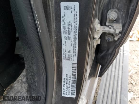 2020 Ram 1500 Limited z VIN 1C6SRFHM7LN367338, wystawiony jako Copart lot #68367545 z przebiegiem 88 006 mil mil oraz Szkoda całkowita • Salvage title. Historia ofert i sprzedaży dostępna na DreamBid. Obrazek 12.