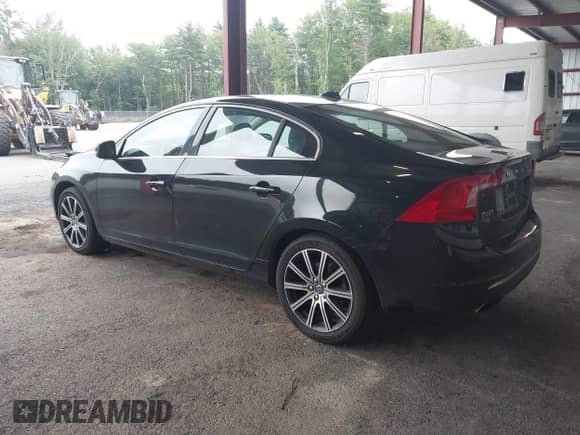 2018 Volvo S60 Inscription с VIN LYV402HK9JB168968, выставлен на аукционе IAAI как лот 42624541 с пробегом 69 241 миль миль и . История ставок и продаж доступна на DreamBid. Изображение 3.