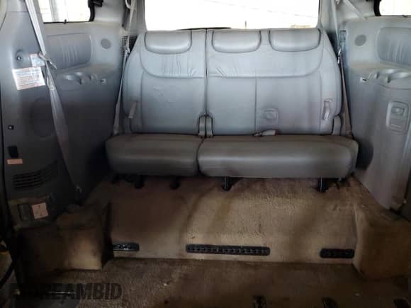 2004 Toyota Sienna XLE z VIN 5TDZA22CX4S194448, wystawiony jako Copart lot #60899125 z przebiegiem 102 509 mil mil oraz Czysty tytuł • Clean title. Historia ofert i sprzedaży dostępna na DreamBid. Obrazek 10.