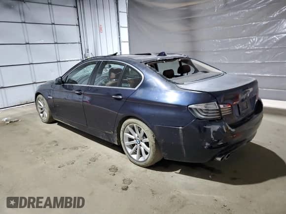 2015 BMW 5 Series 535d xDrive z VIN WBAFV3C55FD686510, wystawiony jako Copart lot #51404955 z przebiegiem 160 341 mil mil oraz Szkoda całkowita • Salvage title. Historia ofert i sprzedaży dostępna na DreamBid. Obrazek 2.