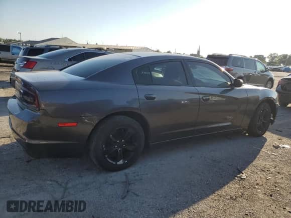 2014 Dodge Charger SE с VIN 2C3CDXBG4EH245394, выставлен на аукционе Copart как лот 84201515 с пробегом 160 402 миль миль и Чистый • Clean title. История ставок и продаж доступна на DreamBid. Изображение 3.