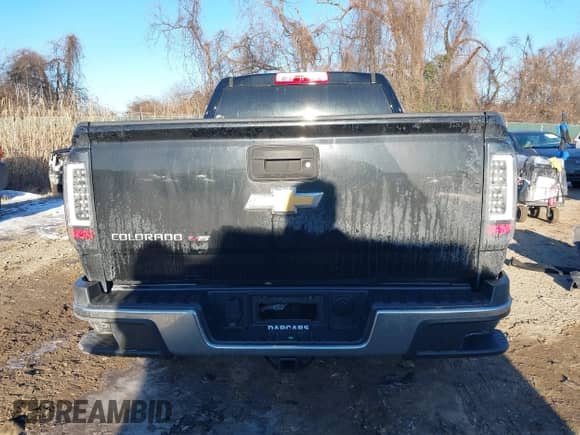 2019 Chevrolet Colorado 4WD Work Truck с VIN 1GCHTBEN9K1226626, выставлен на аукционе IAAI как лот 41411416 с пробегом 56 819 миль миль и . История ставок и продаж доступна на DreamBid. Изображение 17.