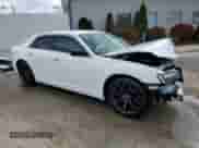 2020 Chrysler 300 Touring с VIN 2C3CCAAGXLH128336, выставлен на аукционе Copart как лот 51524345 с пробегом 81 132 миль миль и На запчасти • Non repairable. История ставок и продаж доступна на DreamBid. Изображение 4.