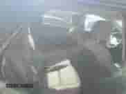 2017 Hyundai Santa Fe SE z VIN KM8SMDHF4HU174795, wystawiony jako Copart lot #89649575 z przebiegiem 113 877 mil mil oraz Czysty tytuł • Clean title. Historia ofert i sprzedaży dostępna na DreamBid. Obrazek 11.