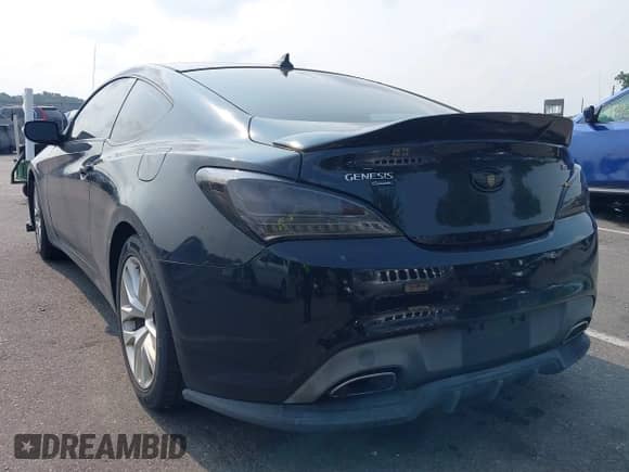 2015 Hyundai Genesis Coupe 3.8L Base с VIN KMHHU6KJXFU123270, выставлен на аукционе IAAI как лот 42904906 с пробегом 56 305 миль миль и . История ставок и продаж доступна на DreamBid. Изображение 3.