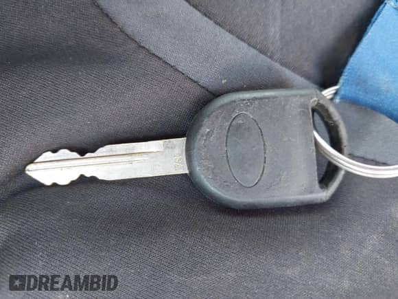 2006 Ford Mustang GT Deluxe с VIN 1ZVHT82H365156215, выставлен на аукционе IAAI как лот 43117357 с пробегом 227 291 миль миль и . История ставок и продаж доступна на DreamBid. Изображение 11.