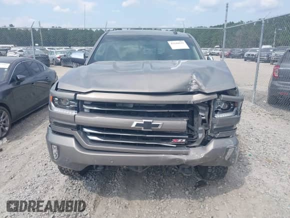 2017 Chevrolet Silverado 1500 LTZ z VIN 3GCUKSEC7HG212377, wystawiony jako IAAI lot #43244131 z przebiegiem 73 165 mil mil oraz . Historia ofert i sprzedaży dostępna na DreamBid. Obrazek 12.