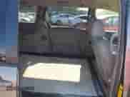 2004 Toyota Sienna XLE z VIN 5TDZA22C34S128243, wystawiony jako IAAI lot #43219663 z przebiegiem 228 119 mil mil oraz . Historia ofert i sprzedaży dostępna na DreamBid. Obrazek 8.