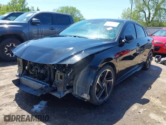 2021 Hyundai Elantra N Line z VIN KMHLR4AF2MU137691, wystawiony jako IAAI lot #42043962 z przebiegiem 85 654 mil mil oraz . Historia ofert i sprzedaży dostępna na DreamBid. Obrazek 19.