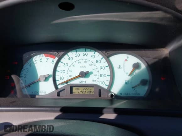 2004 Toyota Corolla CE z VIN 1NXBR32E94Z222166, wystawiony jako IAAI lot #43389737 z przebiegiem 249 184 mil mil oraz . Historia ofert i sprzedaży dostępna na DreamBid. Obrazek 7.