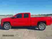 2017 Chevrolet Silverado 1500 Custom с VIN 1GCRCPEH3HZ198991, выставлен на аукционе IAAI как лот 41826784 с пробегом 93 692 миль миль и . История ставок и продаж доступна на DreamBid. Изображение 15.