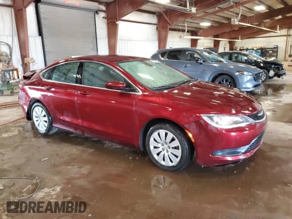 2015 Chrysler 200 LX with VIN 1C3CCCFB9FN597227, listed as a Copart auction lot 60505815 with 135,617 mi miles and Clean title. Bid and sale history available at DreamBid. Image 4.