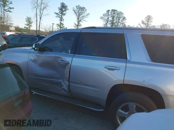 2019 Chevrolet Tahoe Premier с VIN 1GNSCCKC6KR209032, выставлен на аукционе IAAI как лот 41846222 с пробегом 141 261 миль миль и . История ставок и продаж доступна на DreamBid. Изображение 14.