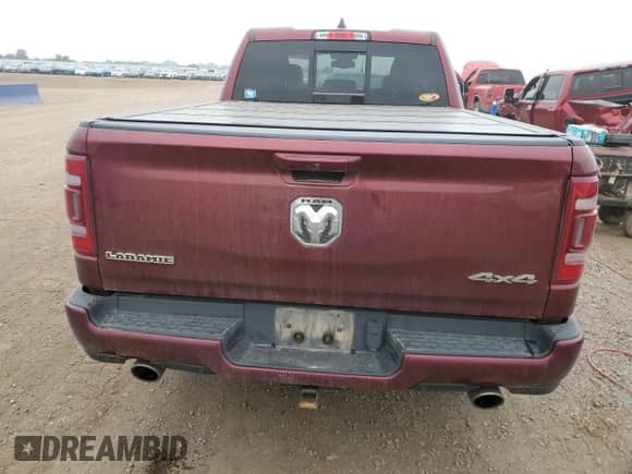 2019 Ram 1500 Laramie z VIN 1C6SRFDT0KN746743, wystawiony jako Copart lot #69297895 z przebiegiem 158 279 mil mil oraz Nie do naprawy • Non repairable. Historia ofert i sprzedaży dostępna na DreamBid. Obrazek 6.