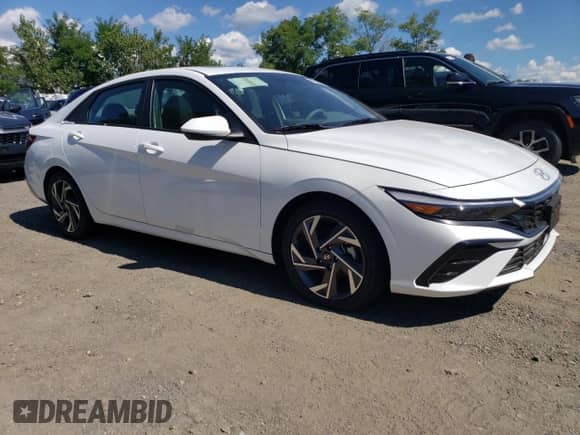 2025 Hyundai Elantra SEL Convenience with VIN KMHLS4DG3SU894279, listed as a Copart auction lot 71659955 with 15 mi miles and Salvage title. Bid and sale history available at DreamBid. Image 4.