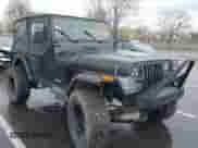 1995 Jeep Wrangler S с VIN 1J4FY19P0SP258399, выставлен на аукционе IAAI как лот 41970320 с пробегом 151 621 миль миль и . История ставок и продаж доступна на DreamBid. Изображение 1.