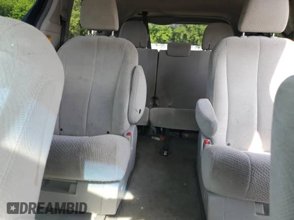 2014 Toyota Sienna LE with VIN 5TDJK3DC0ES090016, listed as a Copart auction lot 62645005 with 224,299 mi miles and Clean title. Bid and sale history available at DreamBid. Image 10.