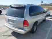 2000 Dodge Caravan ES with VIN 1B4GP74L1YB516789, listed as a IAAI auction lot 42433252 with Not provided miles and . Bid and sale history available at DreamBid. Image 4.