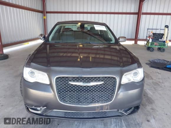 2017 Chrysler 300 C with VIN 2C3CCAEG4HH570837, listed as a IAAI auction lot 42808319 with 124,086 mi miles and . Bid and sale history available at DreamBid. Image 12.