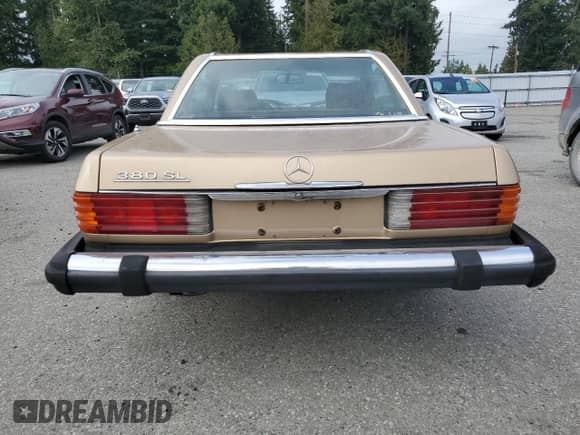 1983 Mercedes-Benz 380 SL with VIN WDBBA45A9DB025292, listed as a Copart auction lot 81069845 with 168,362 mi miles and Clean title. Bid and sale history available at DreamBid. Image 6.