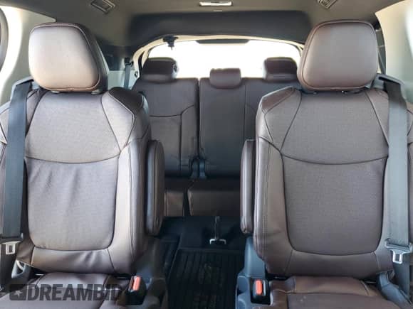 2024 Toyota Sienna Platinum с VIN 5TDERKEC3RS219958, выставлен на аукционе Copart как лот 80211315 с пробегом 1 799 миль миль и Списание • Salvage title. История ставок и продаж доступна на DreamBid. Изображение 10.