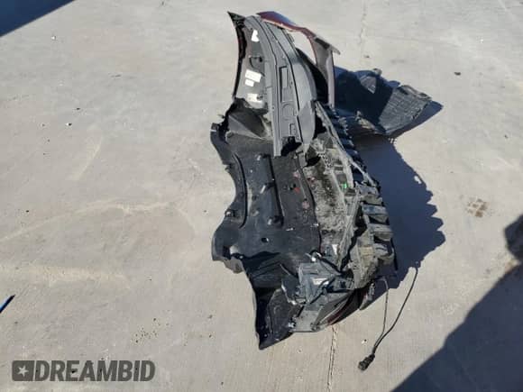 2017 Chrysler 300 C Platinum z VIN 2C3CCASG8HH534203, wystawiony jako Copart lot #82156904 z przebiegiem 62 585 mil mil oraz Szkoda całkowita • Salvage title. Historia ofert i sprzedaży dostępna na DreamBid. Obrazek 12.