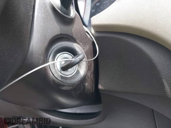 2013 Hyundai Santa Fe Sport z VIN 5XYZTDLBXDG043506, wystawiony jako IAAI lot #42436989 z przebiegiem 150 514 mil mil oraz . Historia ofert i sprzedaży dostępna na DreamBid. Obrazek 11.